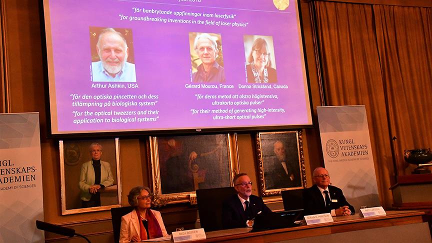 Nobel Fizik Ödülü sahiplerini buldu