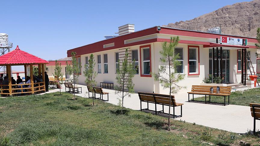 TİKA'dan Afganistan'da 20 bin kişiye sağlık hizmeti