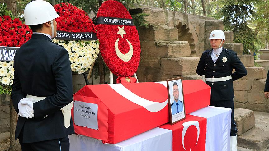 Şehit polis Yalçın son yolculuğuna uğurlandı
