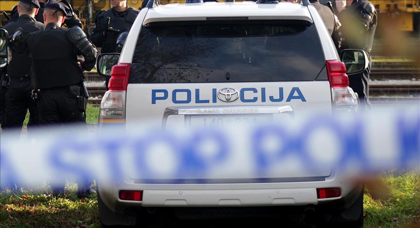 Croatia urged to probe police violence against refugees