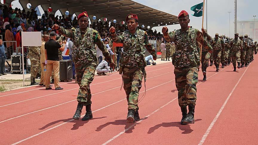 Türkiye Somali askerlerini eğitmeye devam ediyor