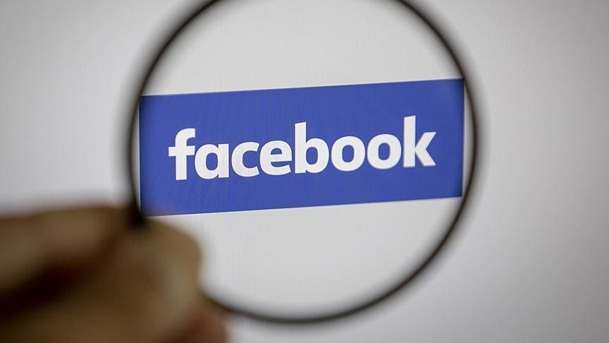 Facebook purges over 800 US accounts for spamming