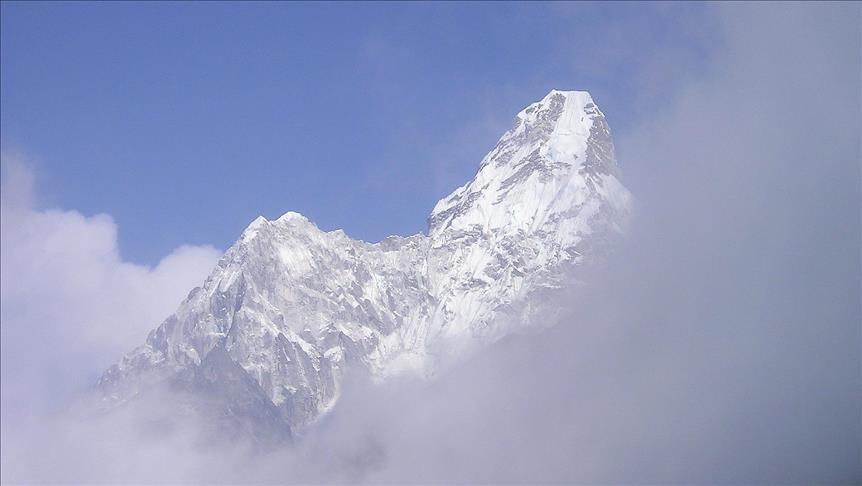 U snježnoj oluji u Nepalu nestalo pet planinara i četiri vodiča 