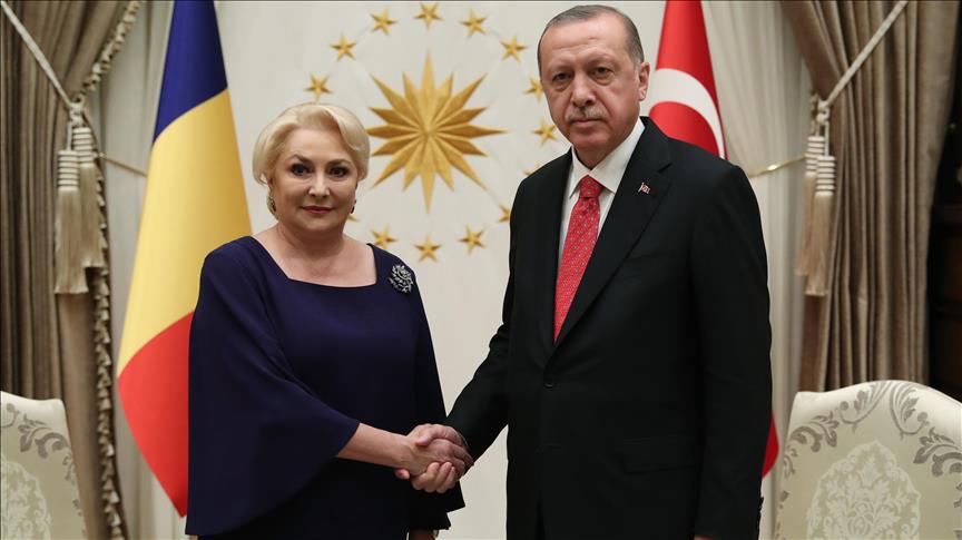 Turquie: Le Président Erdogan reçoit la PM de Roumanie, Viorica Dancila