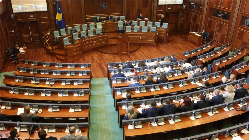 Shtyhet votimi për projektrezolutën mbi dialogun me Serbinë