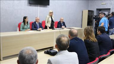 Në Shqipëri fillon viti i ri akademik