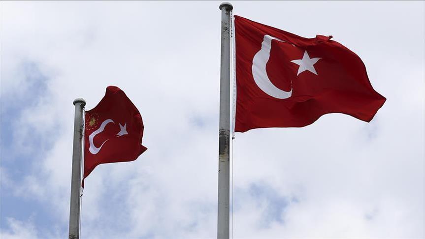 Turkey warns Greece against inflaming tensions in Med