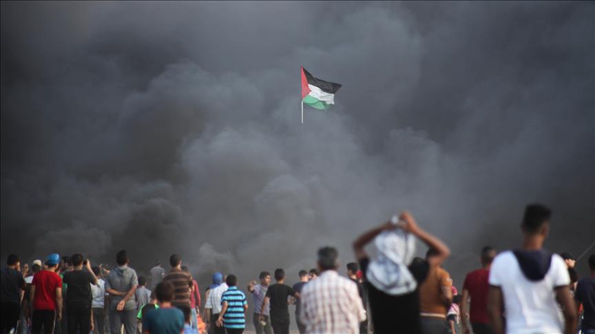 Gazans march on Israel buffer zone for 30th week in row