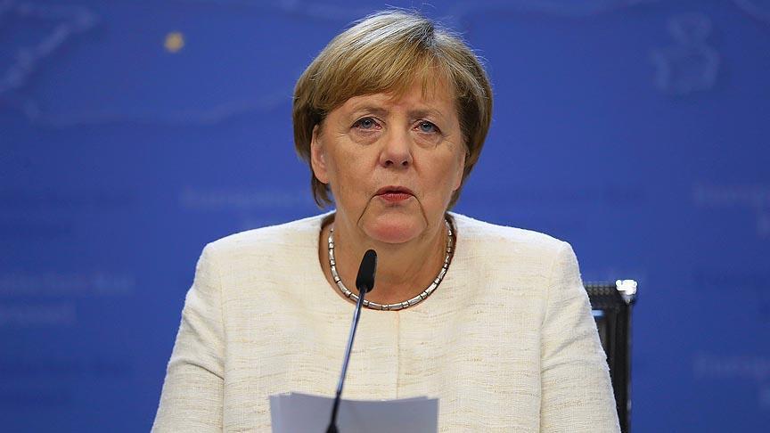 Меркель выступила против экспорта оружия Эр-Рияду