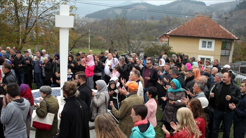 Obilježena 26. godišnjica stradanja Bošnjaka u Sjeverinu: Porodice ubijenih čekaju na pravdu  