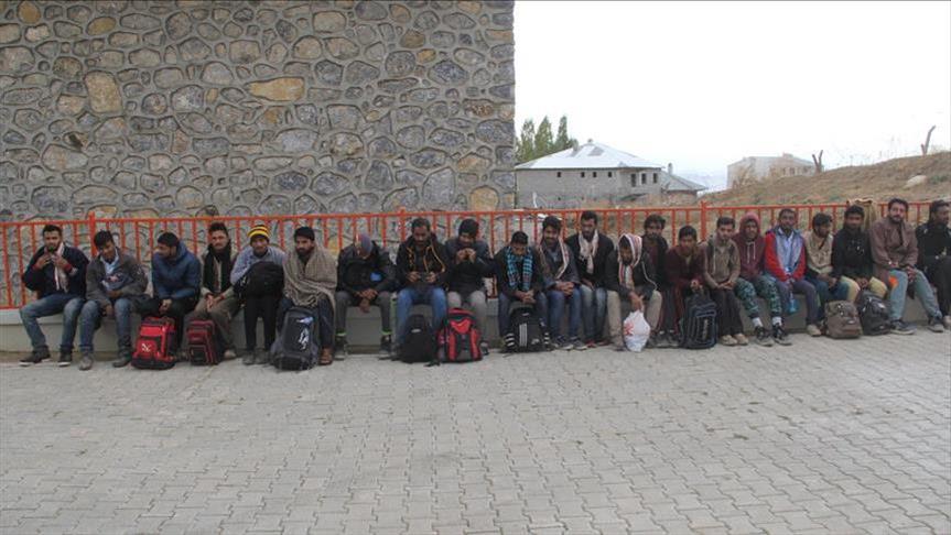 Over 650 irregular migrants held across Turkey