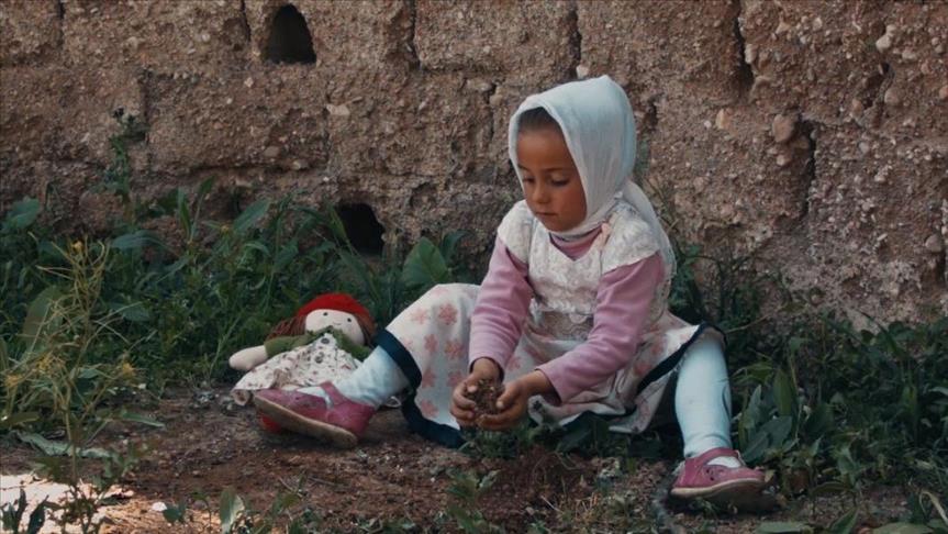 المخرج "سردال ألطون".. ريشة تركية تعري فظائع الحرب بحق الطفولة