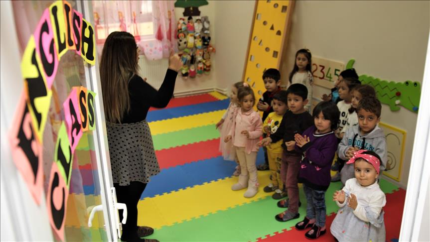 Van'da anaokulunda tam zamanlı İngilizce eğitim