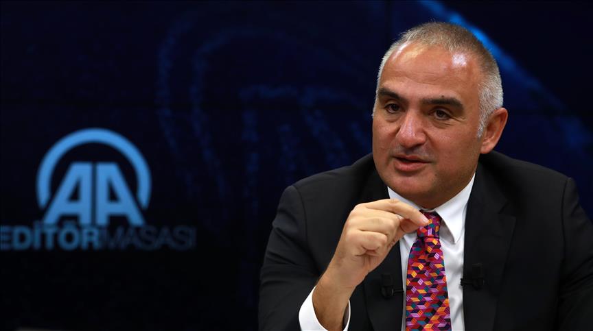 Tourism minister: Turkey hosted 32M tourists in 2018
