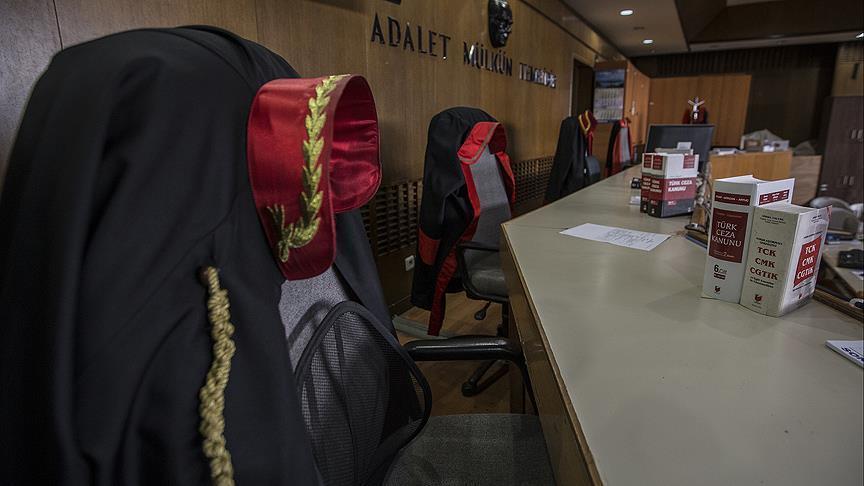 Adil Öksüz'ü serbest bırakan eski hakimler meslekten ihraç edildi