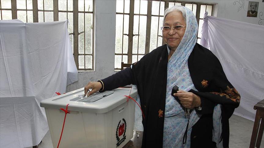 Bangladesh to use electronic voting machines in polls
