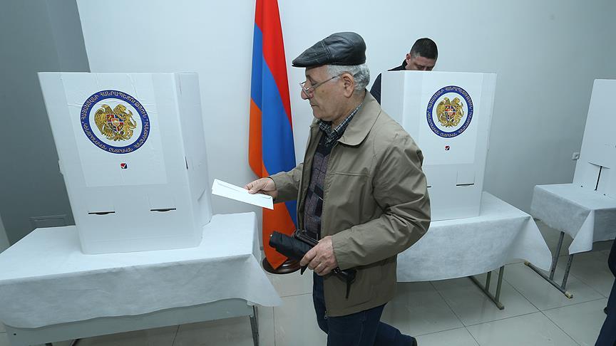 Ermenistan’da erken seçime gidilecek 