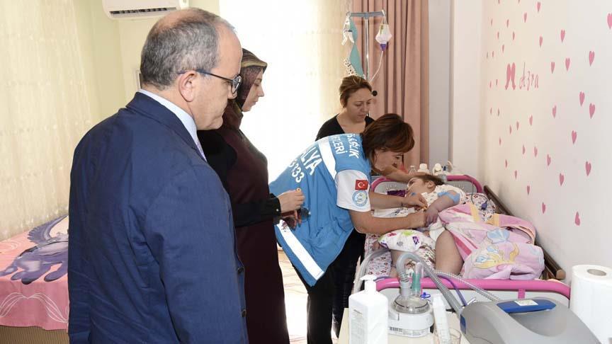 Küçük Azra artık daha rahat nefes alacak