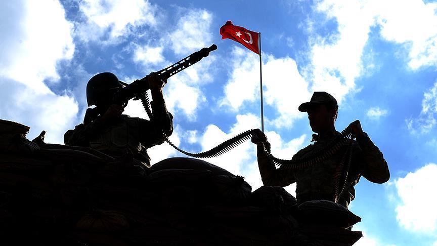 Турецкие военные уничтожили террориста на севере Сирии