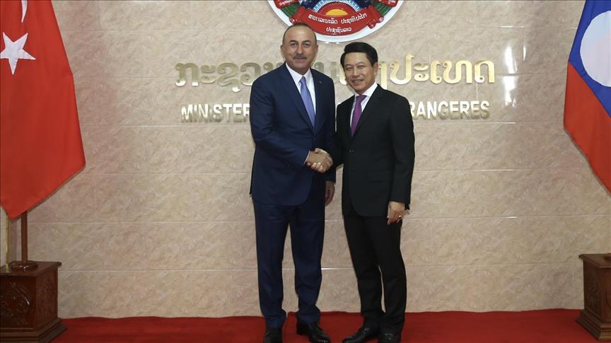 Turkish foreign minister meets his Laotian counterpart 