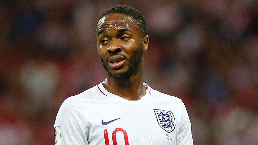Manchester City'de Sterling'in sözleşmesi uzatıldı