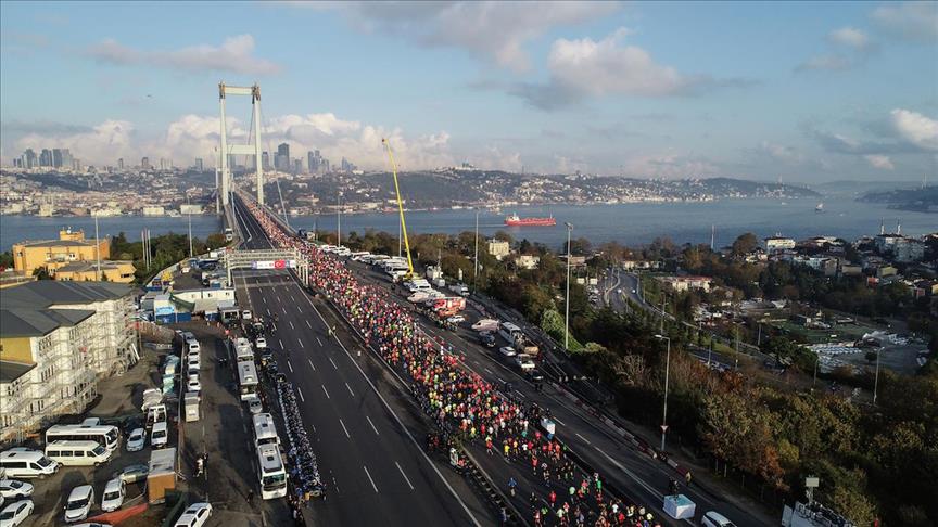 Satu-satunya marathon antarbenua di dunia dimulai di Istanbul