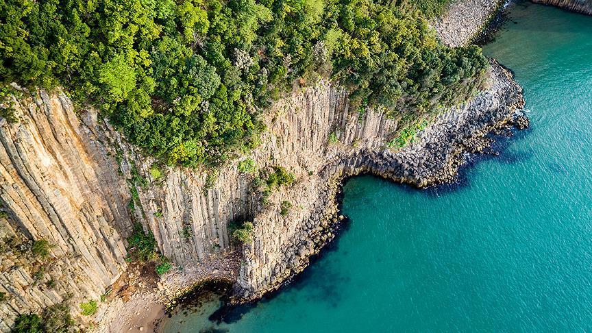 Turquie- Les colonnes volcaniques de Bartin vieilles de 80 millions d'années, attirent les touristes