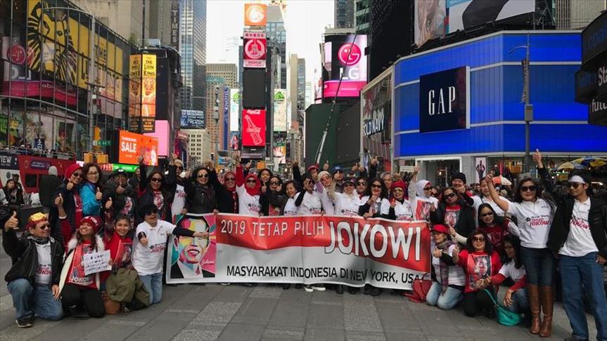 WNI di New York gelar dukungan Jokowi-Ma'ruf Amin di Time Square