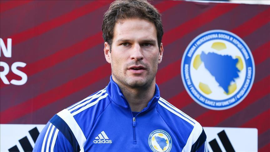 Asmir Begović otkazao dolazak u Beč, neće igrati za BiH protiv Austrije