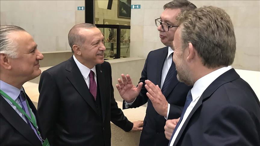 Večera svjetskih lidera u Parizu: Vučić i Izetbegović razgovarali s Erdoganom