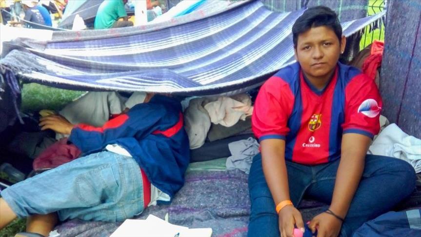 Caravana migrante El xodo de un campesino salvadore o amenazado