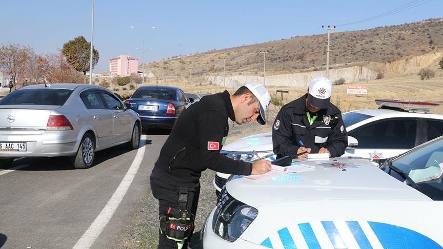 Yozgat'ta "drift" yapan 5 sürücüye 25 bin 10 lira ceza