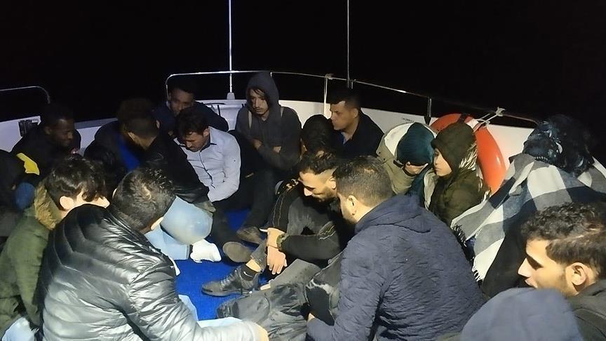 Во Турција фатени близу 230 нерегуларни мигранти