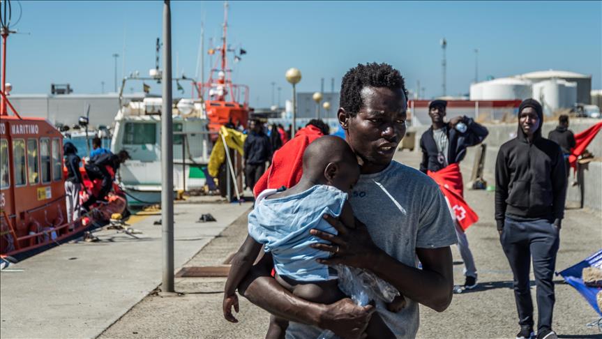 España rescata a 243 migrantes africanos en aguas al sur del país