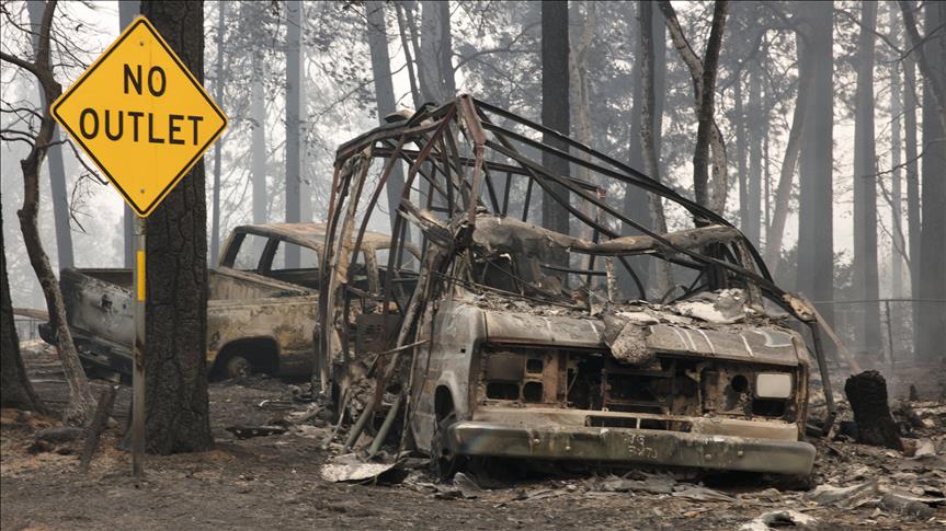 California tarihindeki en büyük orman yangınlarıyla boğuşuyor