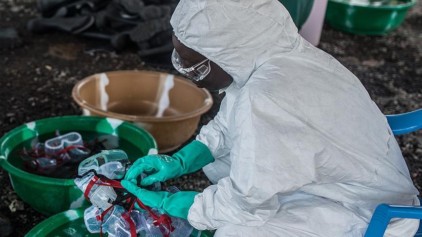 Uganda'dan sınırda 'ebola' önlemi