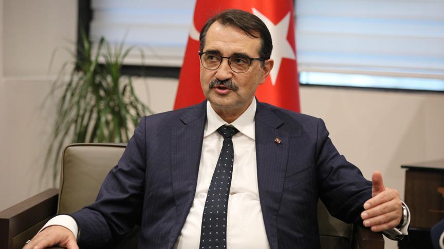 وزير الطاقة التركي يرفض أي مشروع لم يحظ بموافقة أنقرة في قبرص 