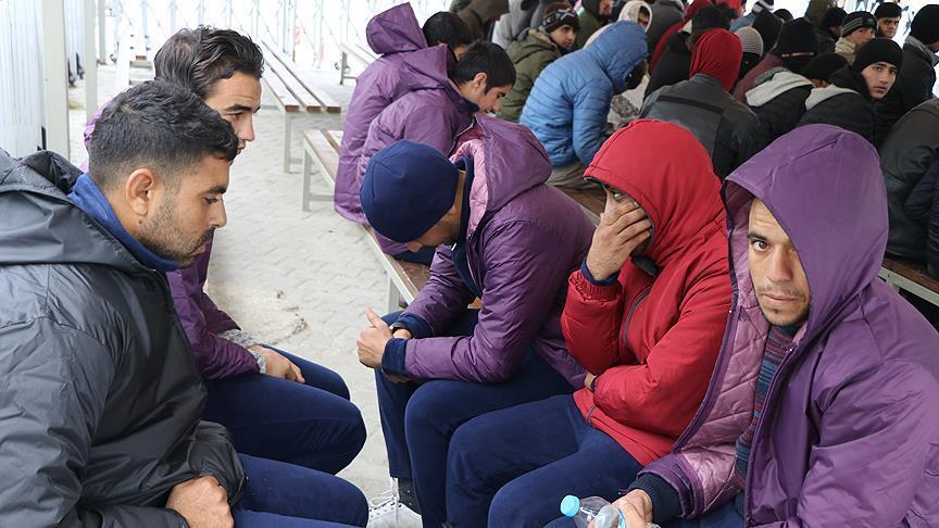 Nearly 80 irregular migrants held across Turkey