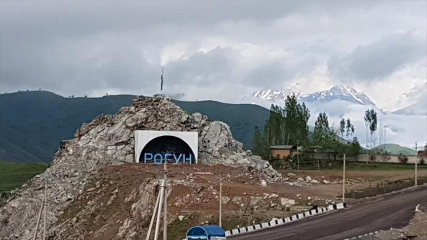 В Таджикистане введен в строй первый агрегат Рогунской ГЭС