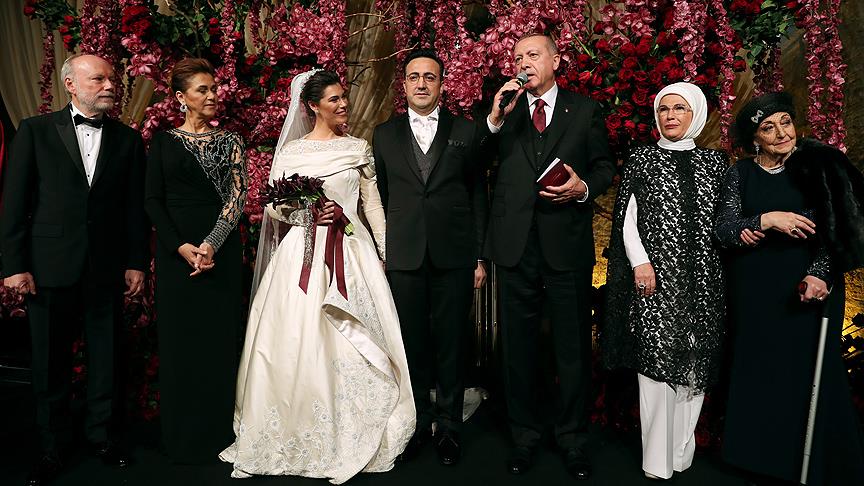 Cumhurbaşkanı Erdoğan nikah şahidi oldu