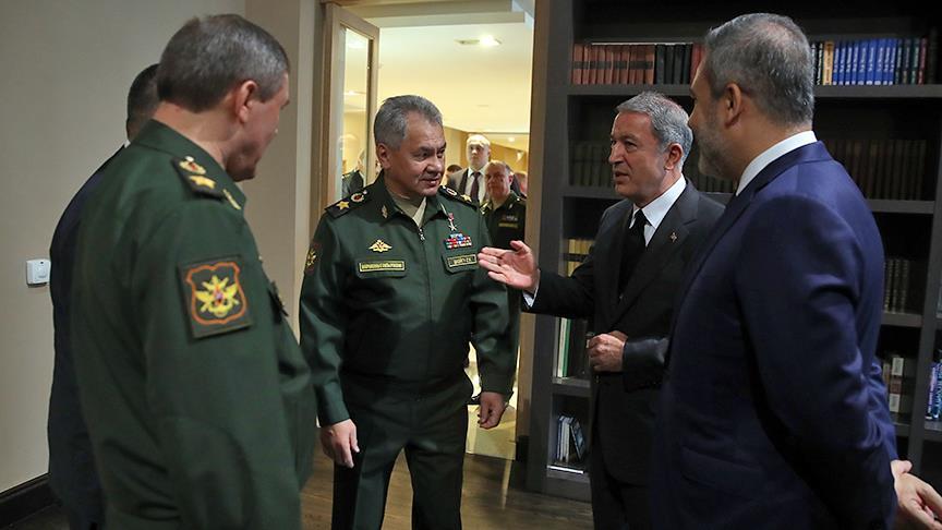 Turkish, Russian defense ministers meet in Sochi
