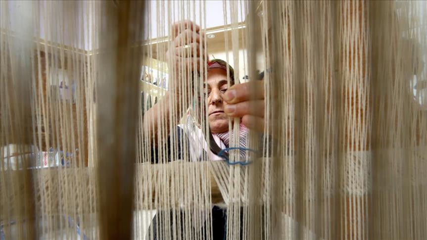 De Asia Central a Anatolia: la tradición de la 'alfombra bayat' turca