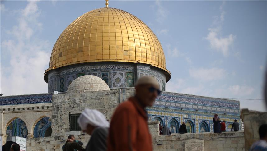 Palestinians in Jerusalem commemorate Prophet's birth