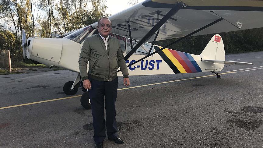 Terasında onardığı 68 yaşındaki uçakla 29 yıldır göklerde