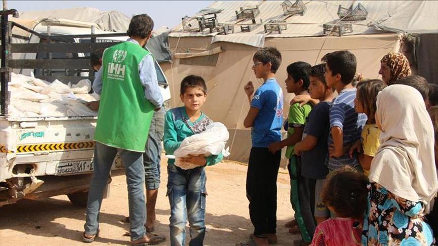Turkish NGO provides aid to 10,000 Syrian orphans