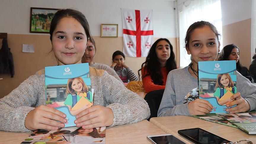 Gürcistan'da devlet okulunda seçmeli Türkçe dersi