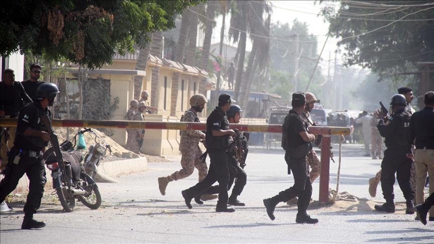 Dos policías muertos en atentado contra consulado chino en Pakistán 