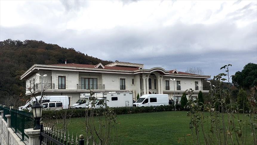 Jamal Khashoggi: Turkey police raid luxury villa in search for remains