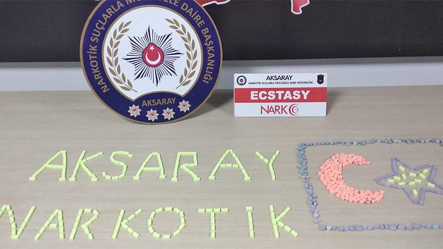 Uyuşturucu hapları güvercin kümesine gizlemişler