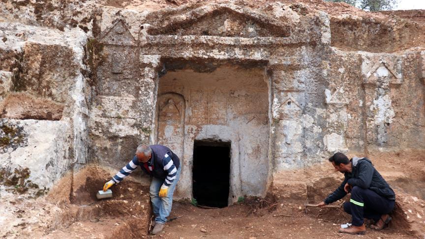 Roman tombs unearthed in southern Turkey 